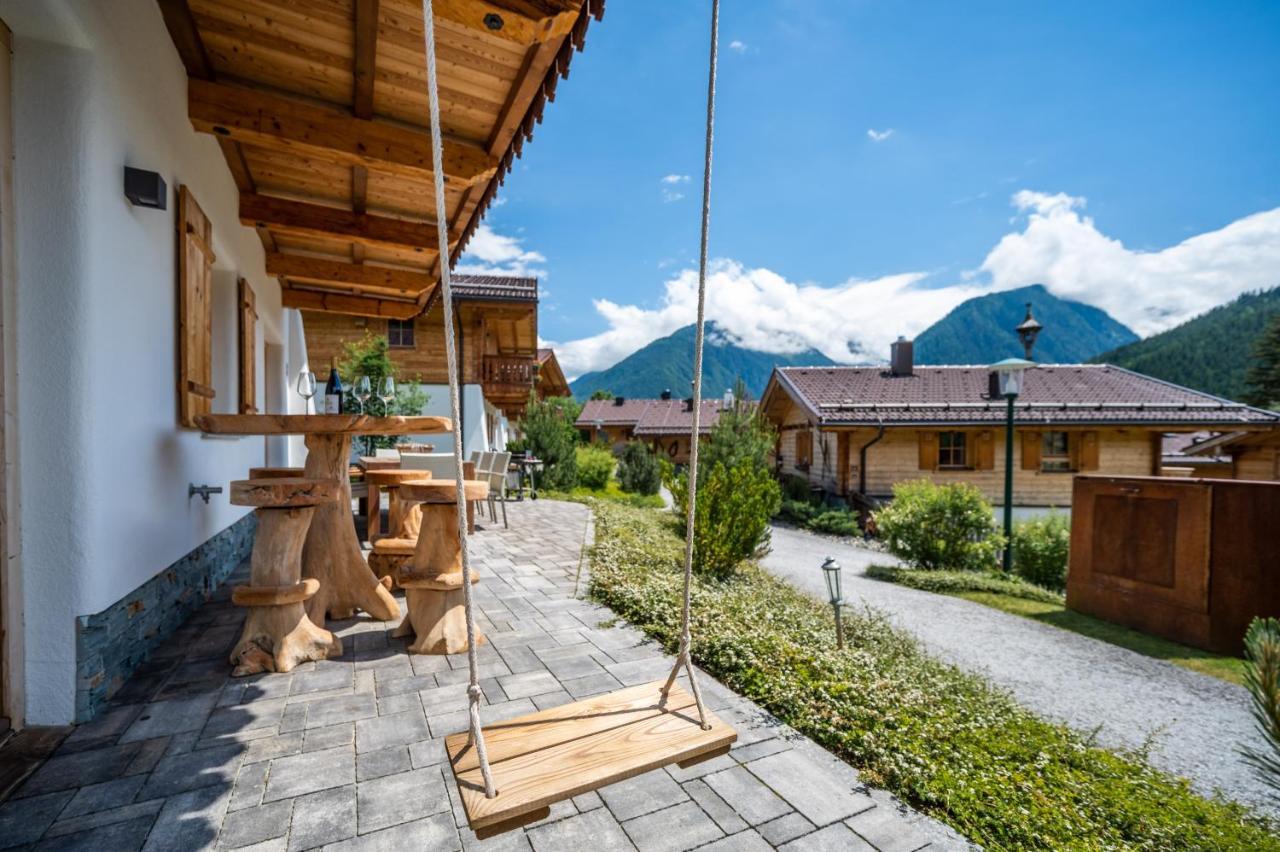 Chaletdorf Am Sonnenhang Neukirchen am Grossvenediger Exterior photo